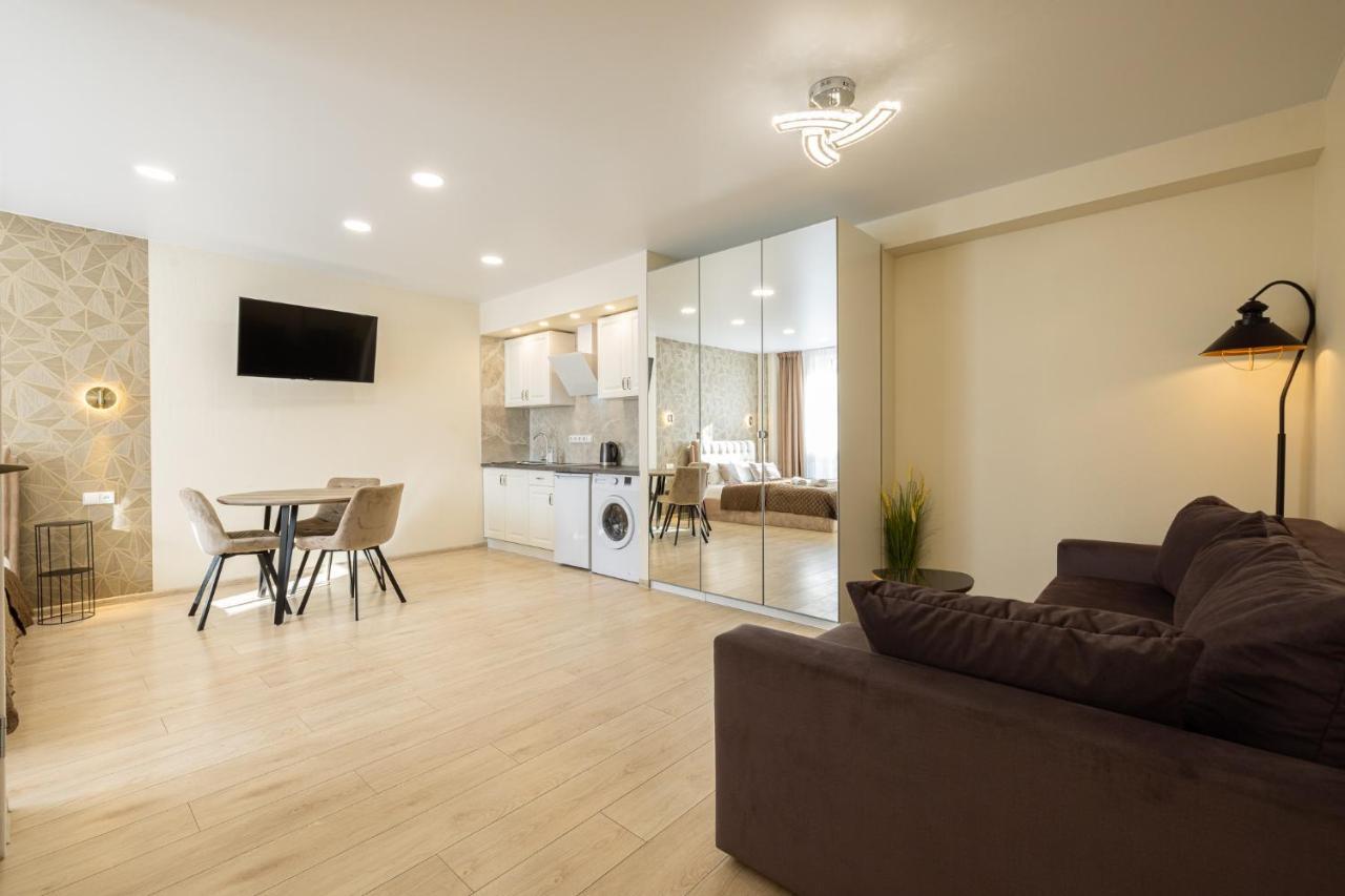 Dharma Stay Apartamentai Telšiai Eksteriør bilde
